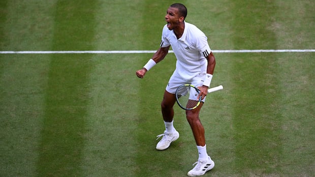 Auger-Aliassime advances to face Djokovic in Wimbledon quarterfinals