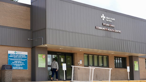 Sylvan Lake pushes to upgrade health clinic as urgent care demand swells