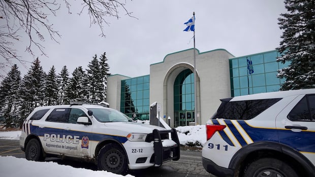 Man found guilty of attempted murder after stabbing at Longueuil, Que., courthouse