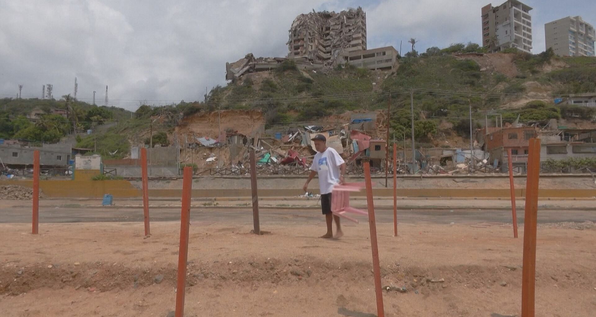 Venezuelan business owners face uncertain future after deadly earthquakes