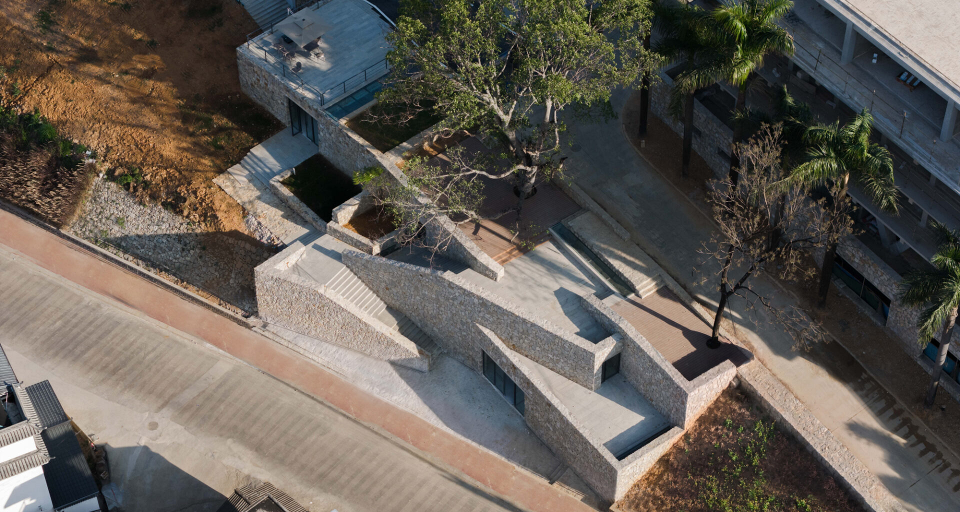 Bawan Village Visitor Center / TAO (Trace Architecture Office)