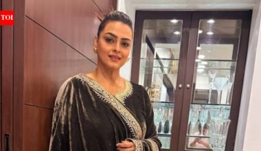 Shilpa Shirodkar: 'No life jackets, in leather pants': Shilpa Shirodkar recalls 'panicking in the middle of deep water' due to near-drowning mishap with Govinda on ‘Hum’ sets in 1991 | Hindi Movie News