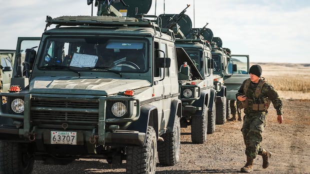 Ottawa sidelines foreign firms in $4.9B army vehicle competition