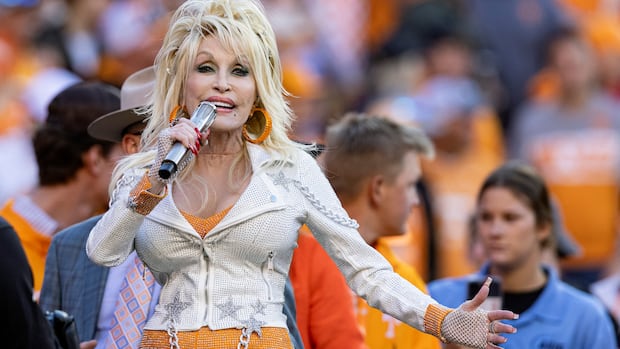 Dolly Parton's life is a musical and it's coming to Broadway