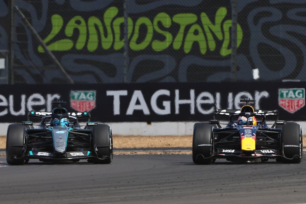 Max Verstappen, Red Bull Racing, George Russell, Mercedes