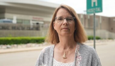 Field hospital needed in Dauphin while regional health-care centre is closed due to flooding, residents say