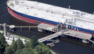 B.C. First Nation challenges dredging plan to accommodate larger tankers in Vancouver