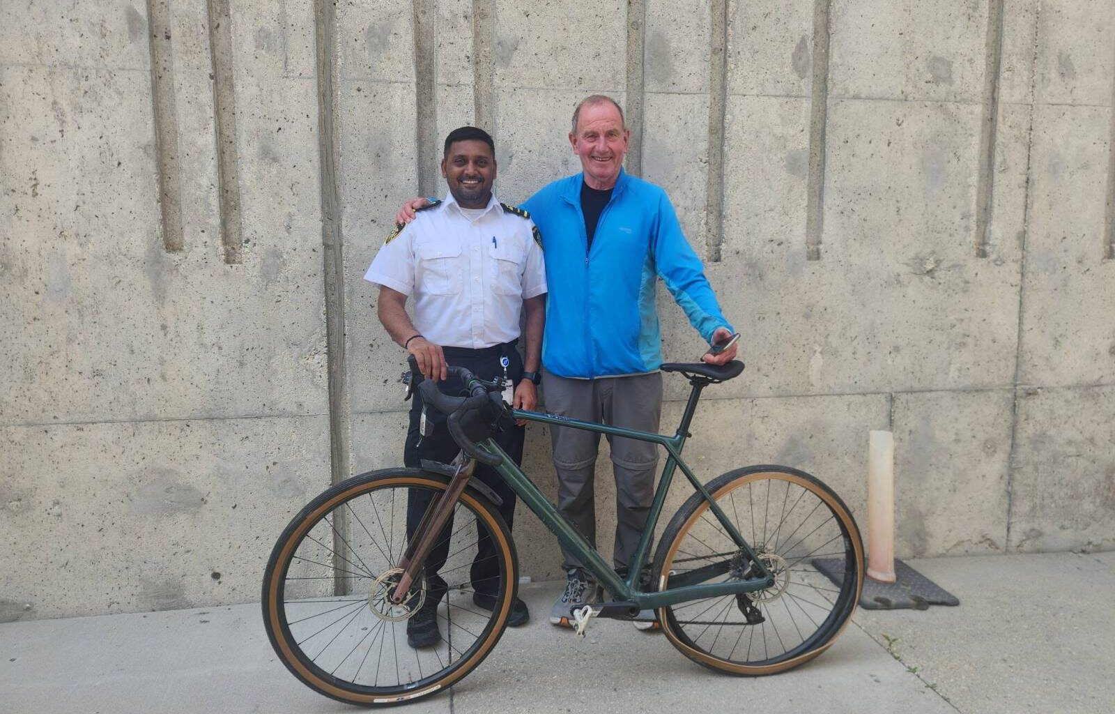 Stolen bike back in hands of cross-Canada traveller – Winnipeg Free Press