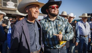 ‘It’s looking good’: Carney chats pipelines while mingling at Calgary Stampede | NanaimoNewsNOW