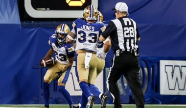 Vaval's return touchdown turns the tide for Blue Bombers in win over Argonauts
