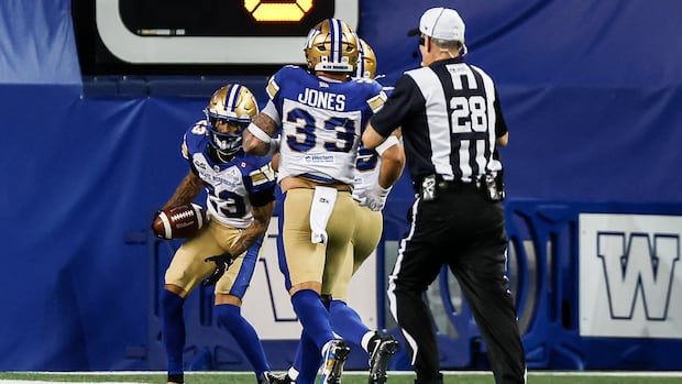 Vaval's return touchdown turns the tide for Blue Bombers in win over Argonauts