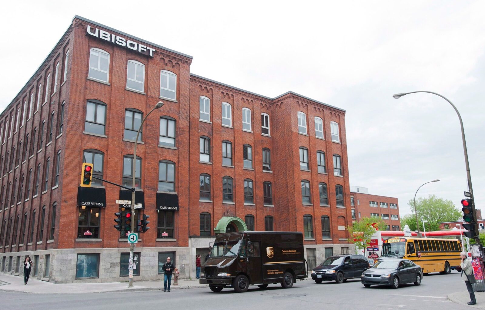 ‘Not a fun time’: Quebec video game industry in limbo as studios cut back – Winnipeg Free Press