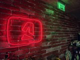 Low-light samples, main camera (1x) - 24mm, f/1.8, ISO 5611, 1/25s (4096x3072px) - Motorola Edge 70 Pro review