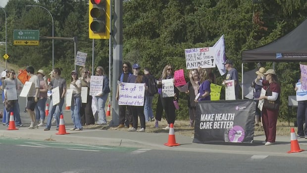 Striking B.C. nurses take picket lines to Vancouver Island