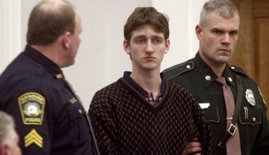 Man who killed Dartmouth professors at 17 seeks reduced prison sentence – Winnipeg Free Press