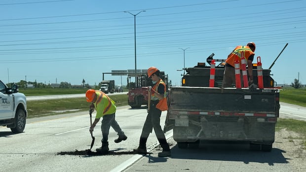 Car 'took a beating' after Manitoba highway buckles from extreme heat