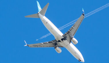 Is the extreme heat impacting Pearson Airport operations?