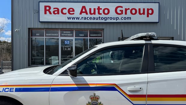 Province promises changes after used car dealership goes under