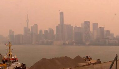 Ontario wildfires: Smoke in Toronto prompts air quality warning