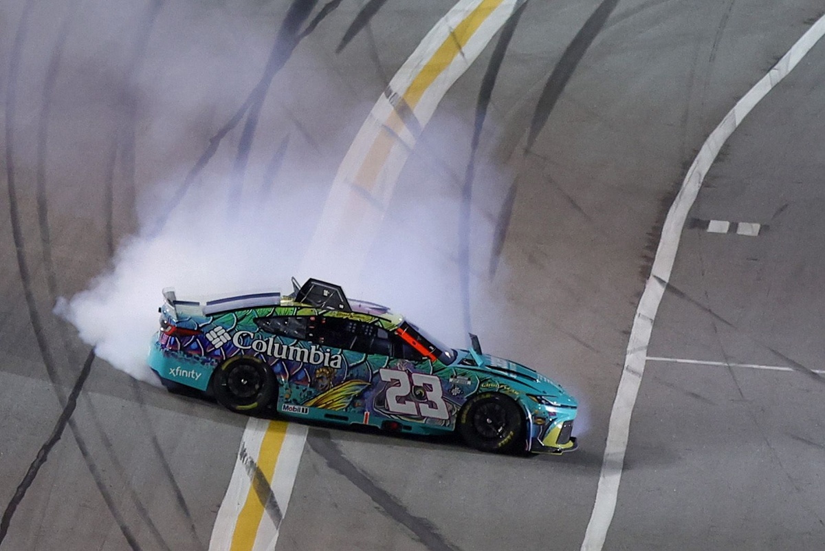 Steve Letarte and Jamie McMurray assess Bubba Wallace spin: "That's a super late block"