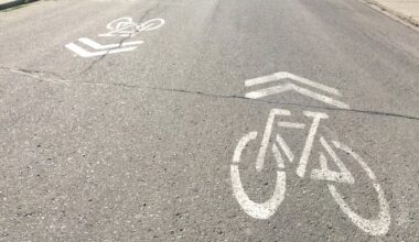 Alberta government launches web portal taking complaints on bike lanes