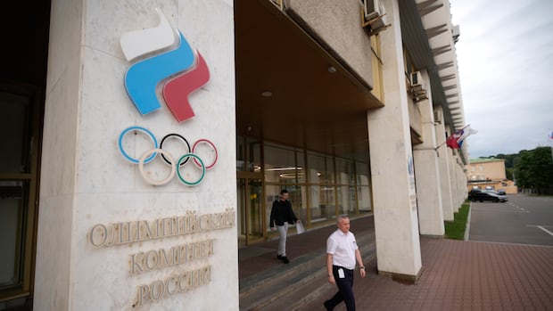 Nine EU nations urge funding cut for IOC, World Aquatics over readmitting Russians