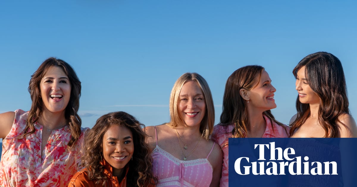 TV tonight: Jennifer Garner and Chloë Sevigny star in glossy girlie trip drama | Television