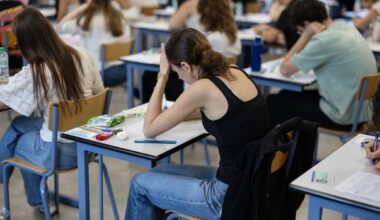 A U.S. prof suspects most of his students used AI to cheat. It's a growing concern here, too