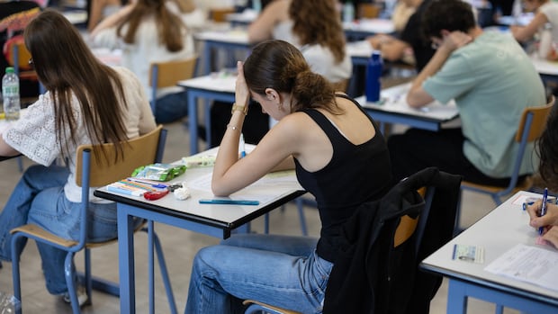 A U.S. prof suspects most of his students used AI to cheat. It's a growing concern here, too