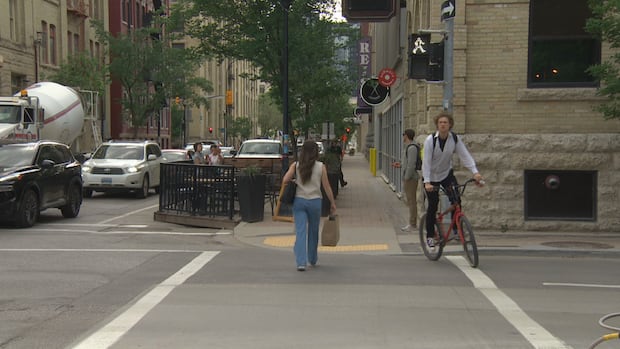 City ends pedestrian scramble pilot project in Exchange District