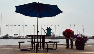 Smoky air leads to health warnings in Kingston-Belleville area