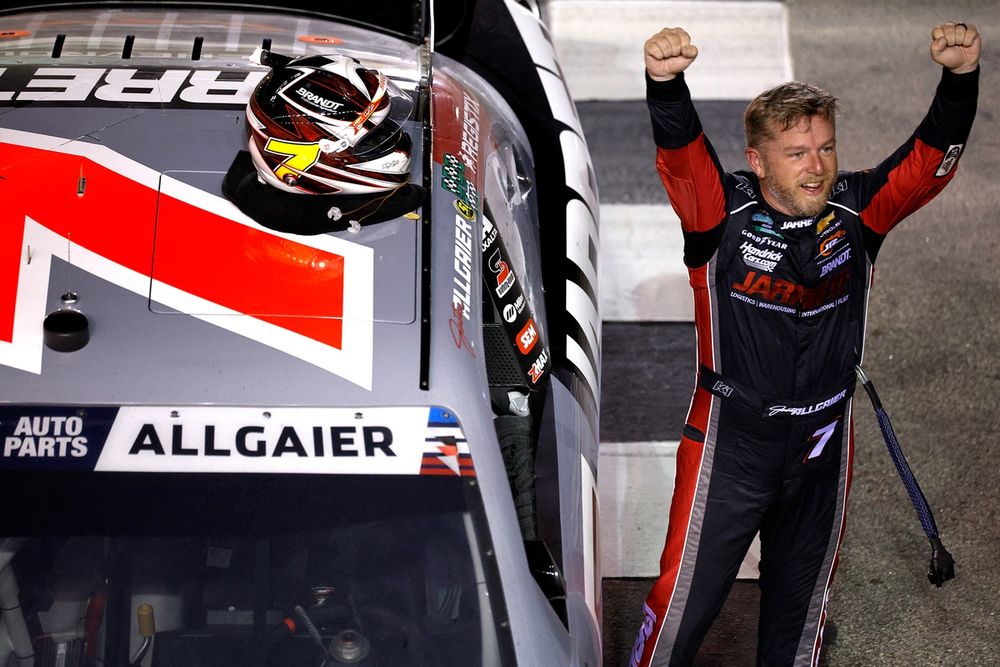 Justin Allgaier, No. 7 JR Motorsports Chevrolet