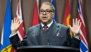 Alberta NDP Leader Naheed Nenshi says he'll seek Calgary seat in next election