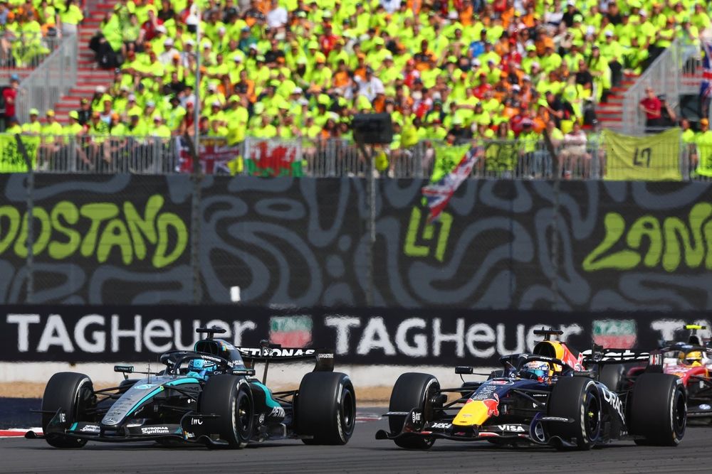 Max Verstappen, Red Bull Racing, George Russell, Mercedes