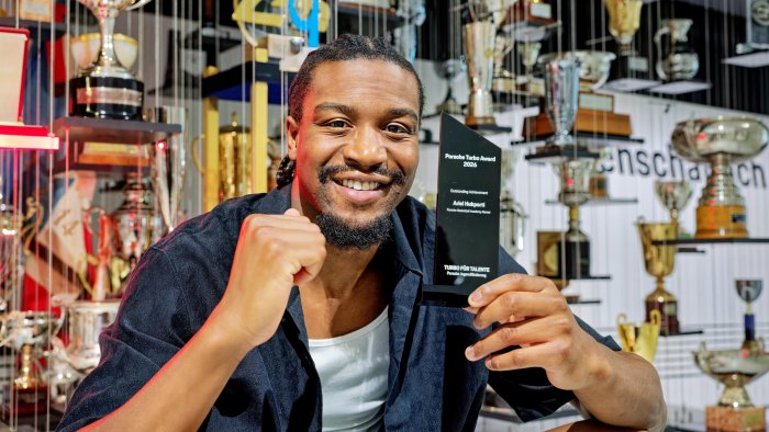 NBA champion Ariel Hukporti receives Porsche Turbo Award