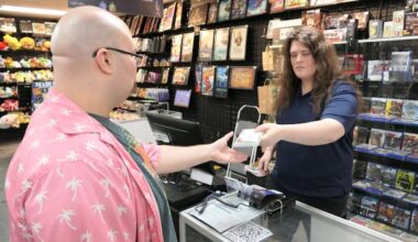 More than 320,000 people sign Winnipeg video game store's petition to keep PlayStation discs spinning