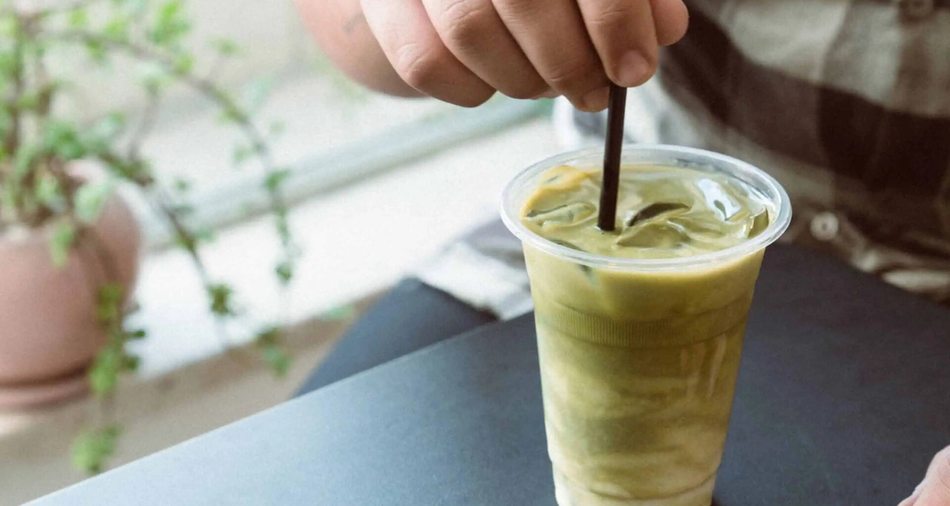 Popular Toronto cafe opens in mall on Mississauga border