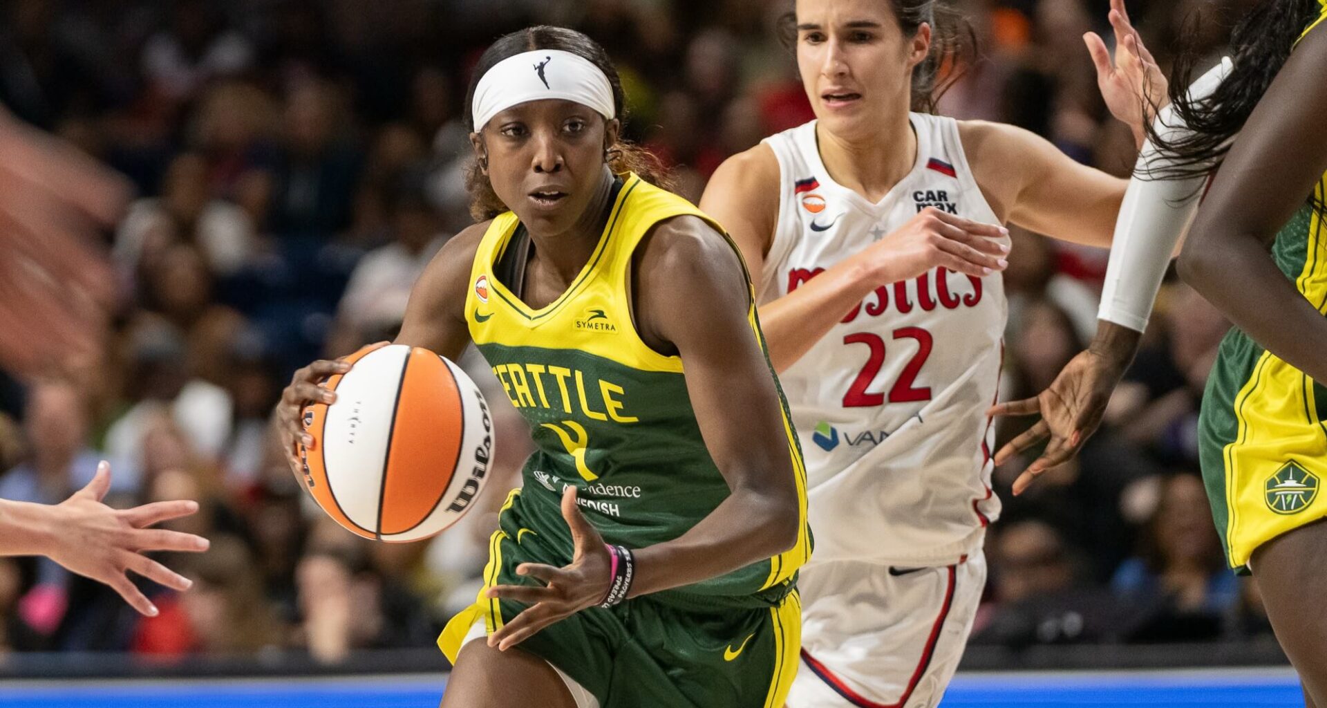 Seattle Storm WNBA Flau'jae Johnson