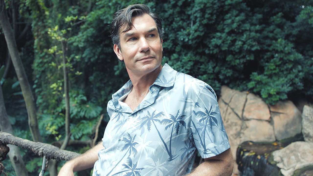 Jerry O'Connell credits Rebecca Romijn as his life's biggest turn