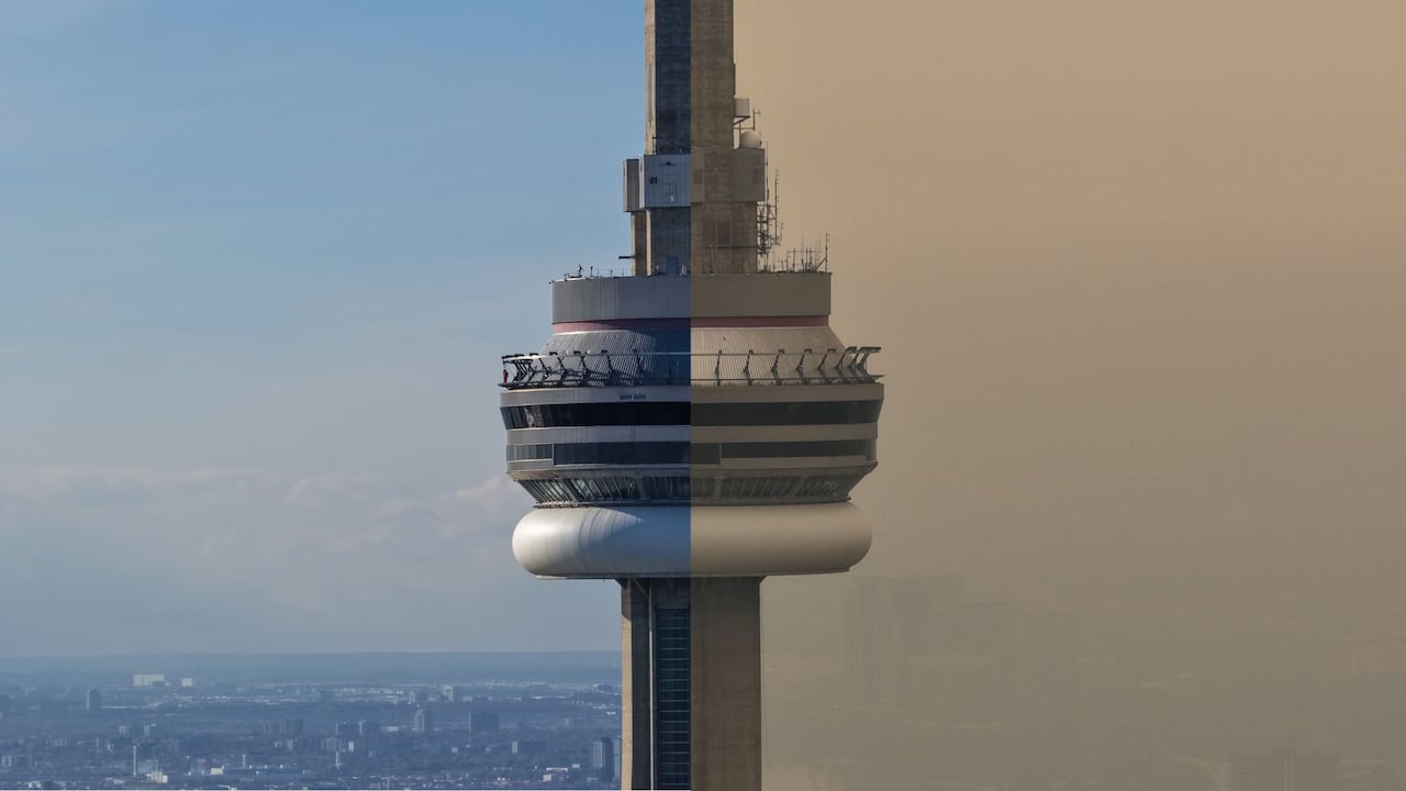 Before and after image of CN Tower contrasts clear skies and smoky skies.
