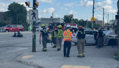 4 hospitalized after multi-vehicle crash on Main Street in Winnipeg's North End