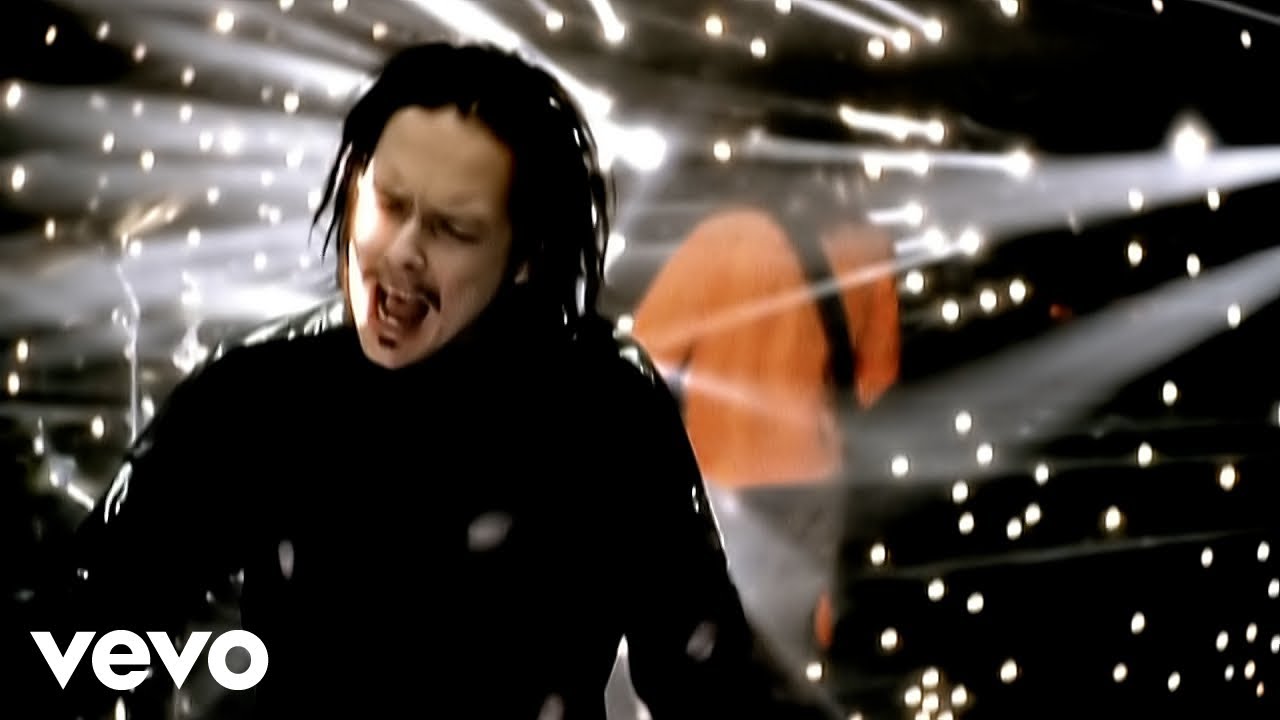 Korn - Freak On A Leash (Official Video) - YouTube
