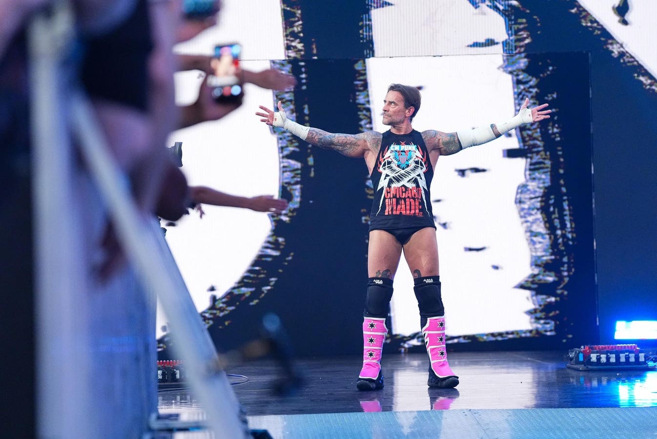 WWE Saturday Night’s Main Event Results As Nick Aldis Returns, Shafts Gunther