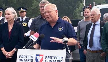 Ontario premier visits Thunder Bay as nearly 200 forest fires burn across province - CTV News
