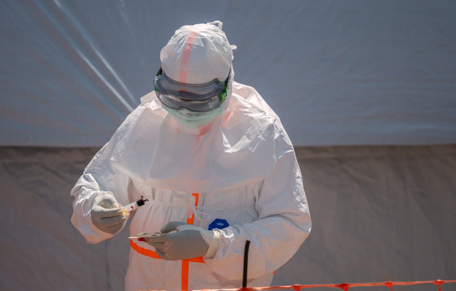 Ottawa to temporarily ban foreign nationals travelling from Congo over Ebola risk – Winnipeg Free Press