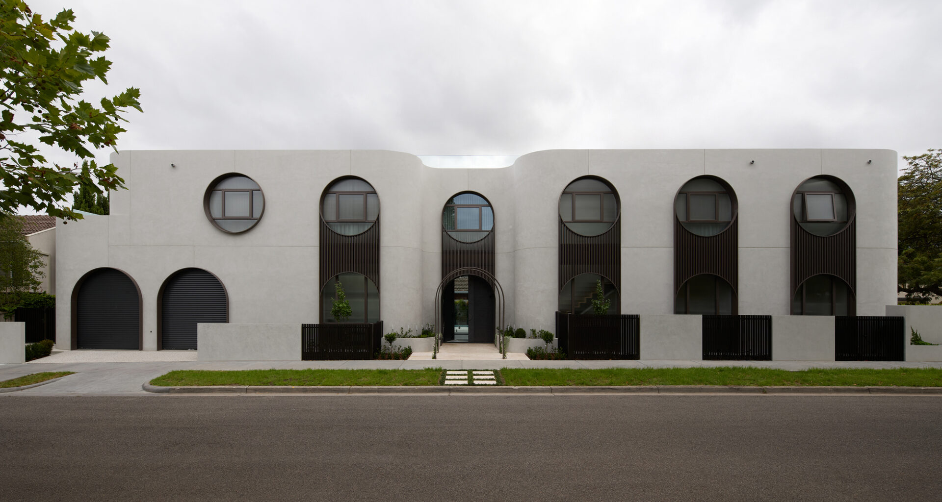Thomas Residence / Embrace Architects
