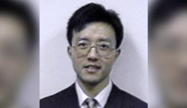 Government tip-off prompted spy agency to look into federal scientist, CSIS says