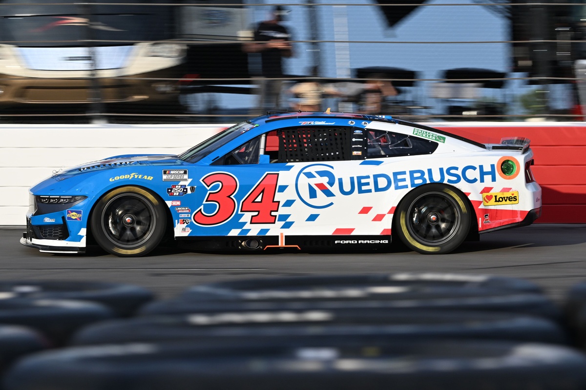 Underdog Todd Gilliland to face Ryan Blaney for $1 million In-Season Challenge prize