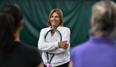 Tennis legend Gigi Fernandez gives Alaska players a new doubles direction