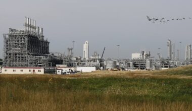 Construction to begin on $2.9B Alberta natural gas pipeline after regulator approval